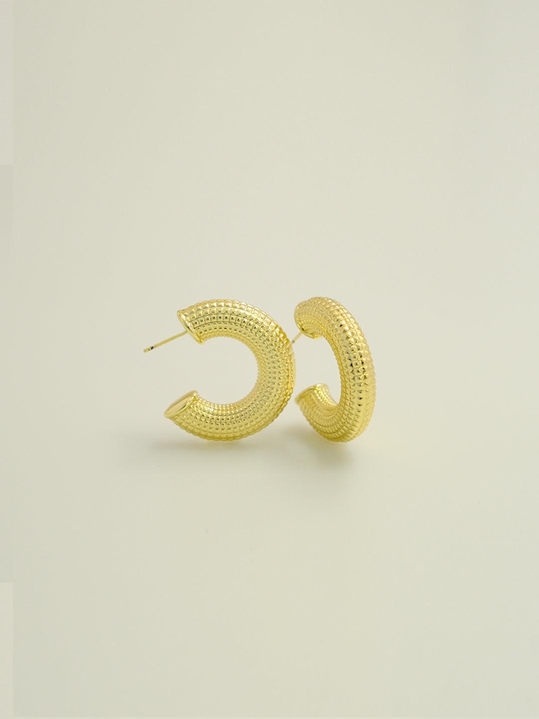 C-shaped gold earrings, versatile and simple,wholesale - Lyra