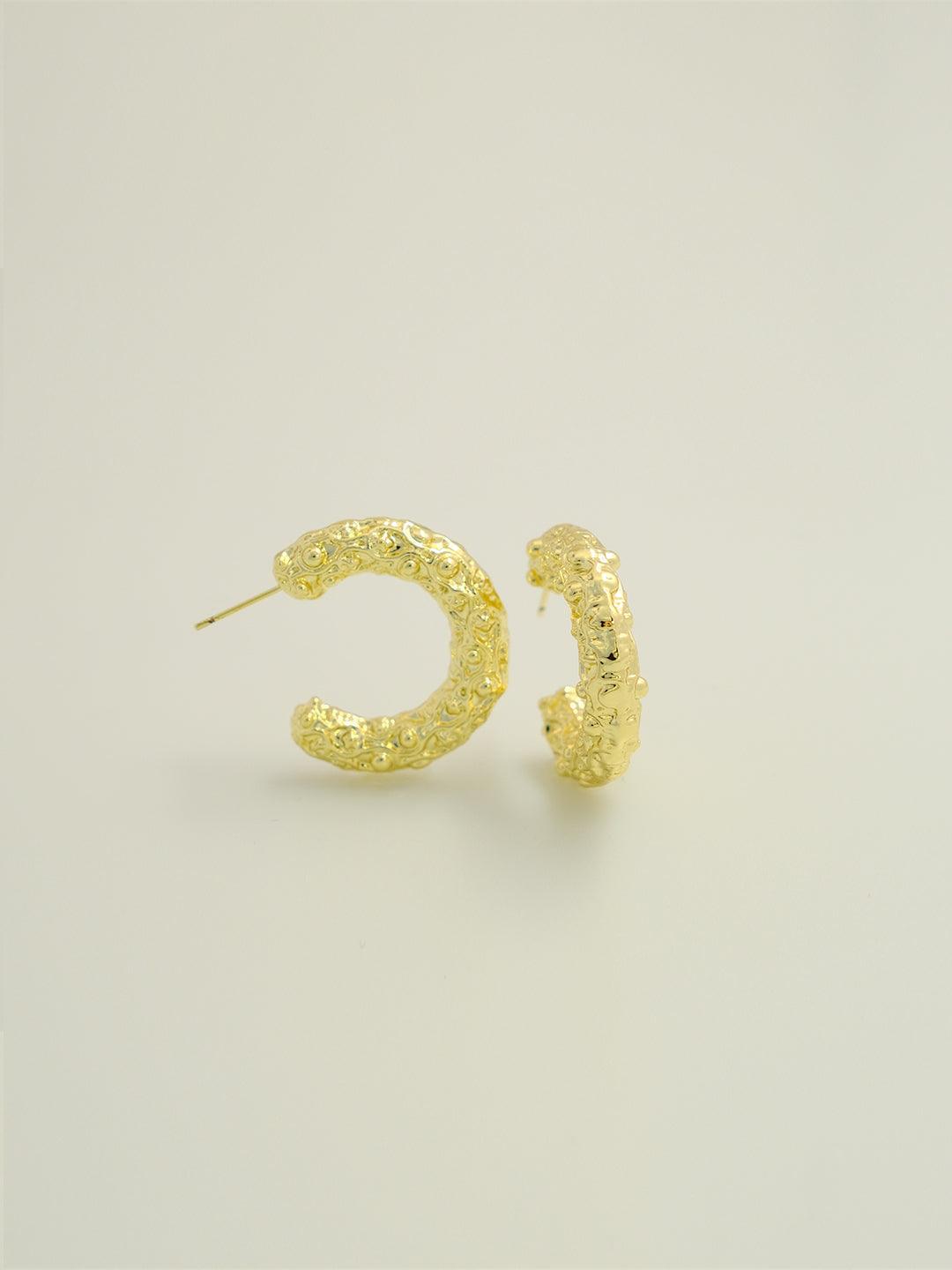 C-shaped gold earrings, versatile and simple,wholesale - Lyra
