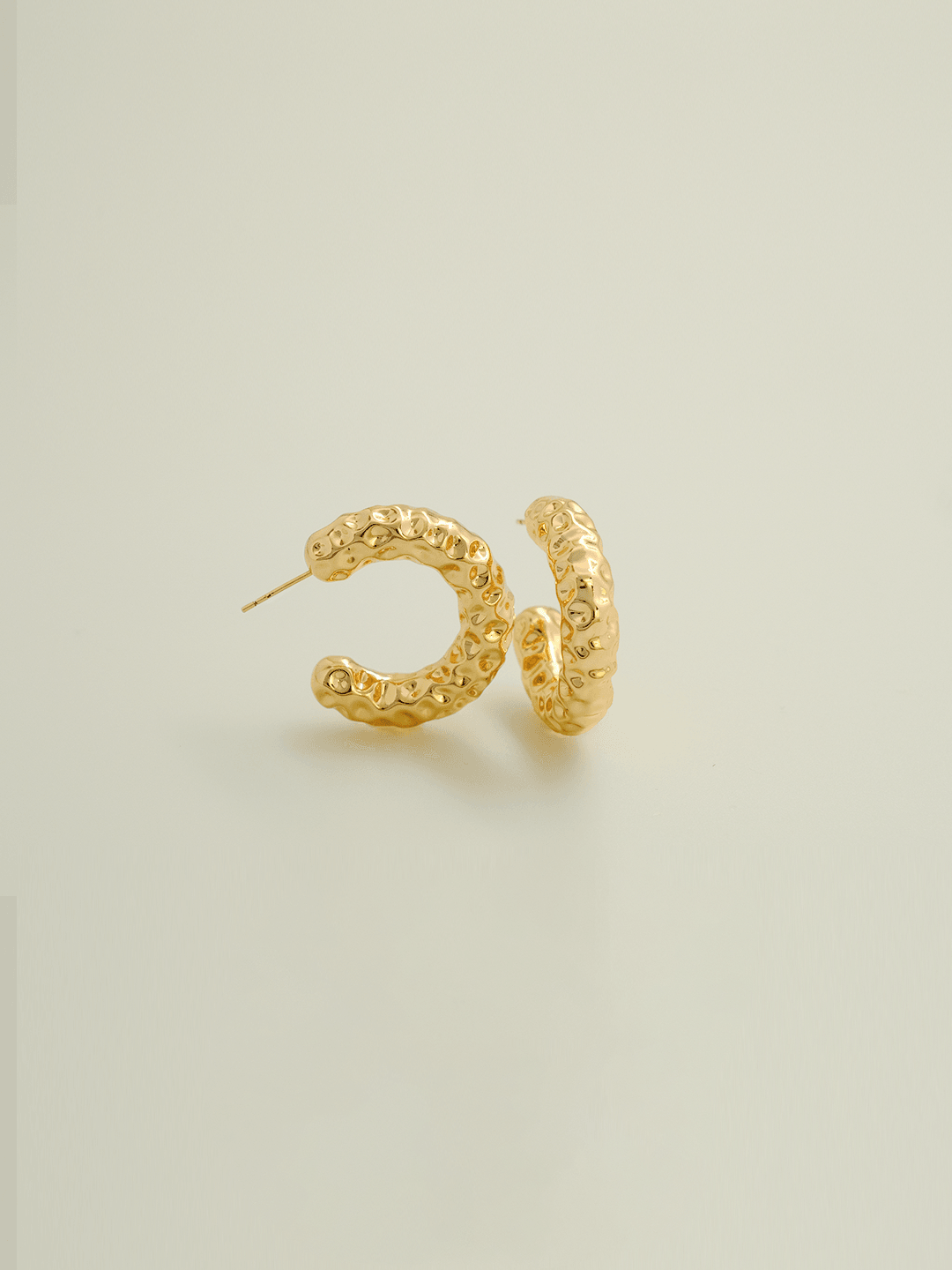 Gold Large C Curved Earrings - Lyra