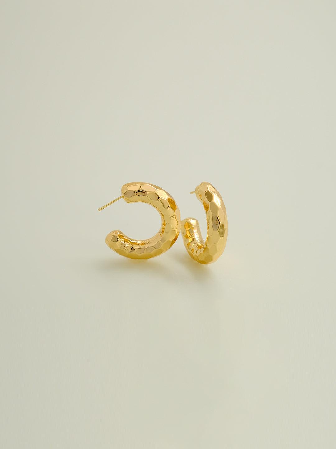 Gold Large C Curved Earrings - Lyra