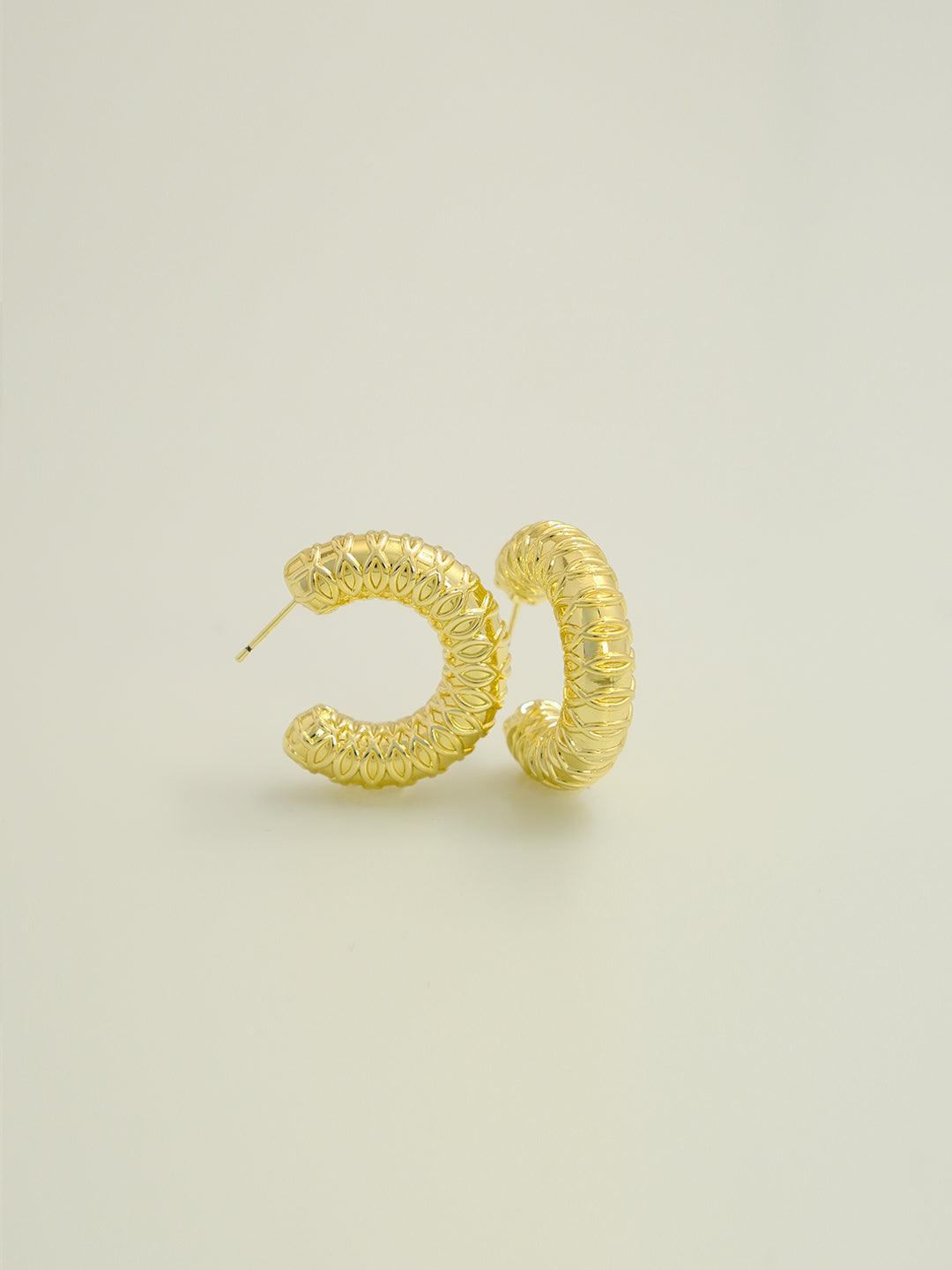C-shaped gold earrings, versatile and simple,wholesale - Lyra