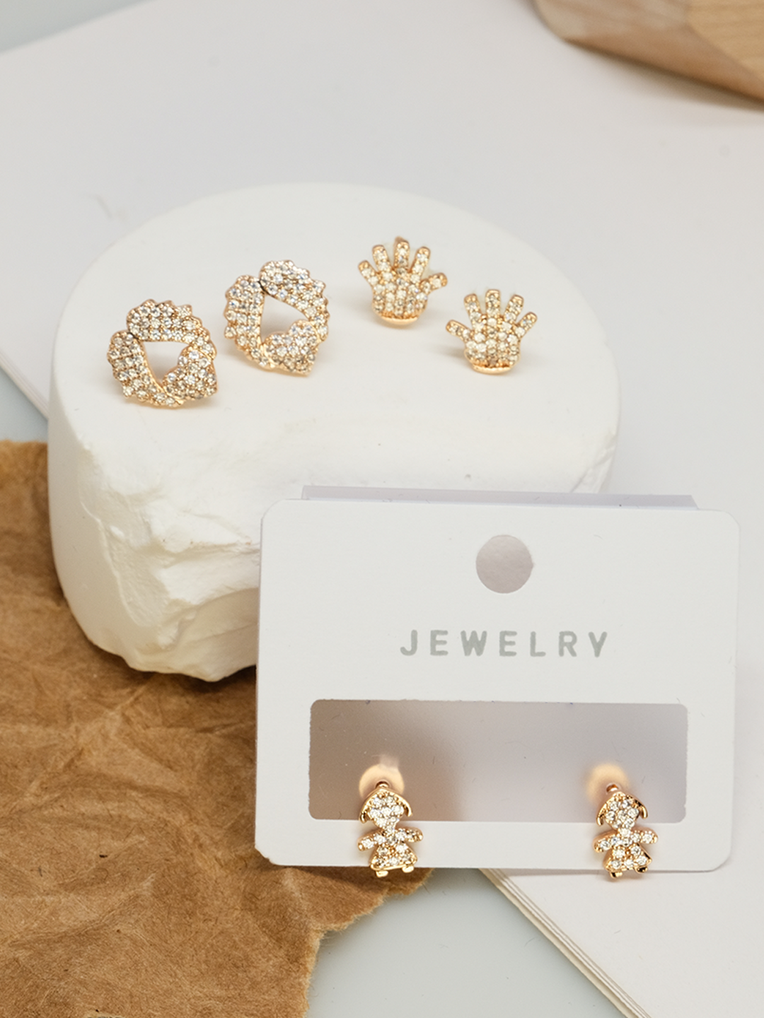 Love knot earrings, infinity symbol earrings, unique meaning, suitable as gifts - Lyra