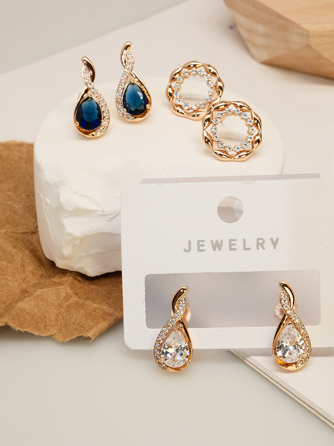 Light, hoop, four-leaf clover pattern earrings, unique style, niche - Lyra