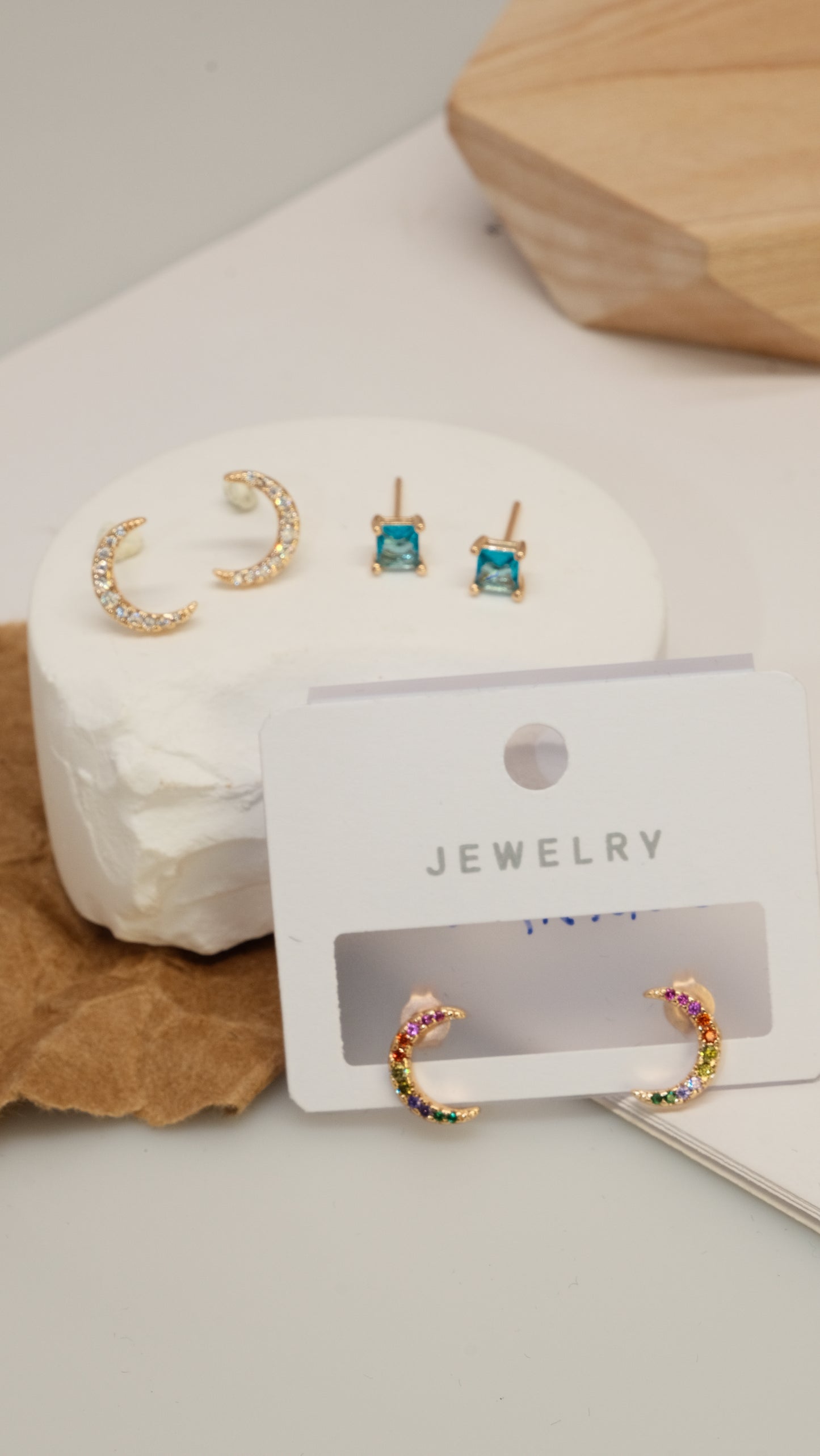 Cross-style earrings, colorful zircon moon-style earrings, exquisite and versatile - Lyra