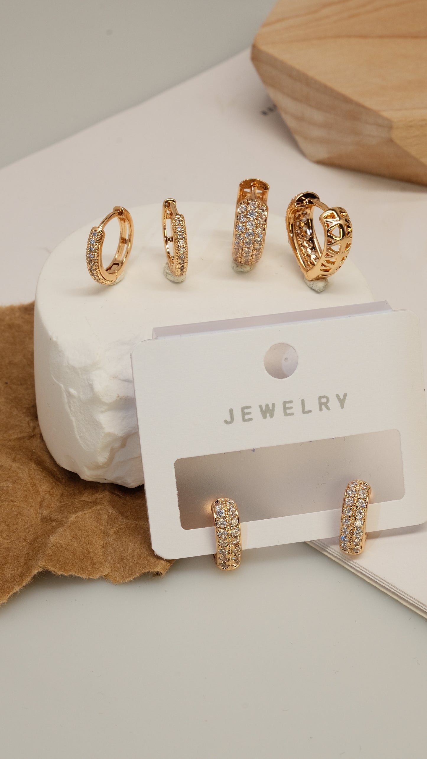 Earring jewelry zircon inlaid ring, fashionable and versatile, shining light set 9 - Lyra