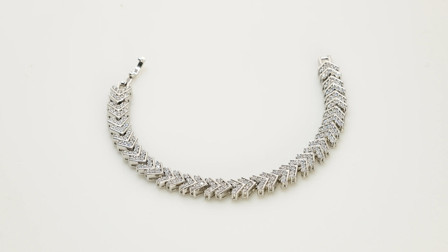 Copper plated 14k gold bracelet wholesale, platinum silver, irregular white zircon, buckle unique design - Lyra