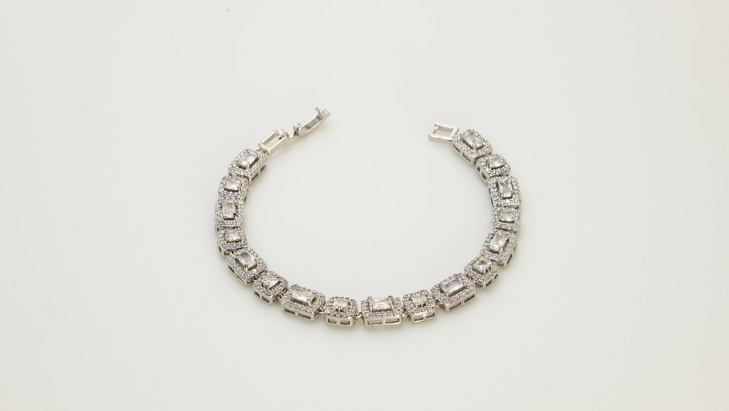 White zircon copper plated 14k gold bracelet wholesale, unique design inlaid with irregular geometric zircon, a must-have for fashionable gifts - Lyra