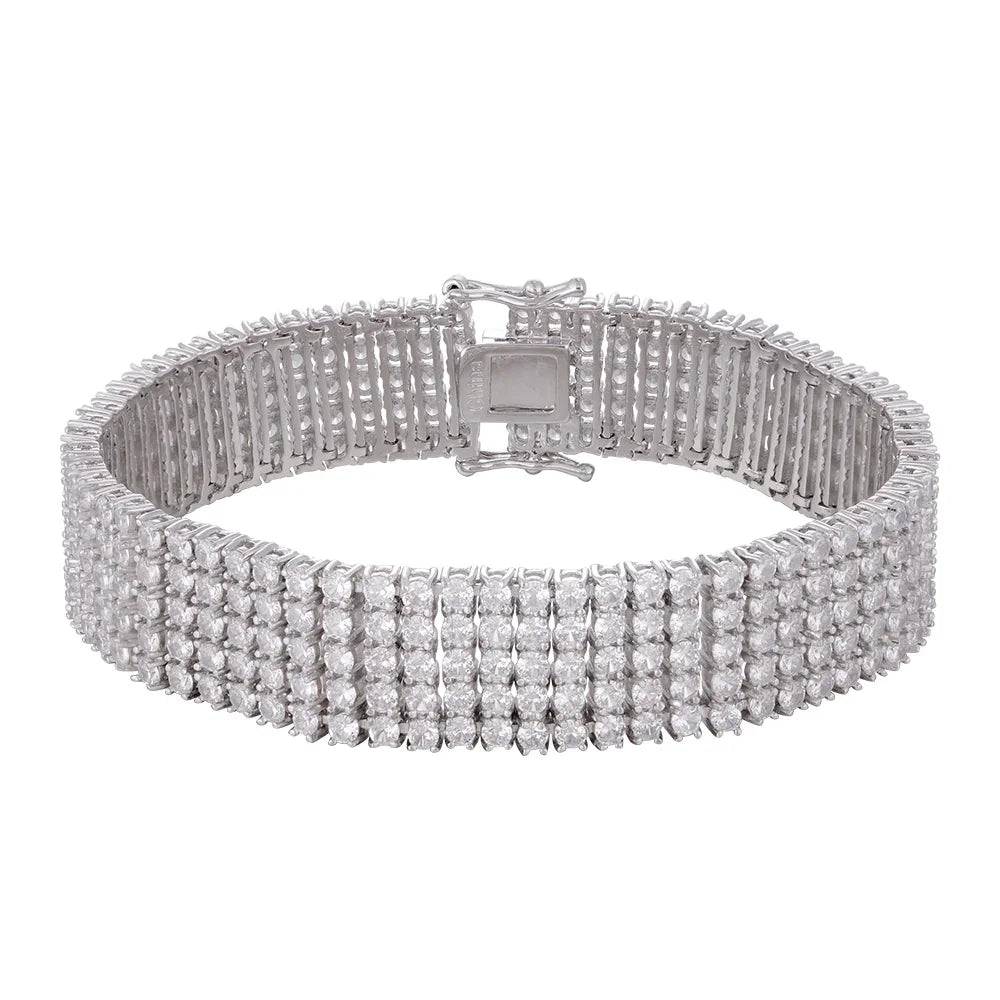 The bracelet is made of three layers of gold plated copper and five layers of zircon. It is not easy to be allergic to wholesale purchases and has a unique style. - Lyra