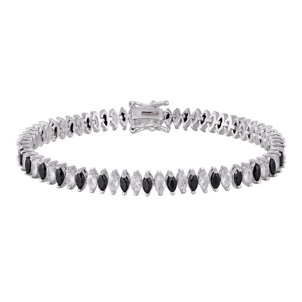 The bracelet is made of three layers of copper plated with gold and diamond-shaped zircon splicing design. It is purchased in wholesale and is not prone to allergies. - Lyra