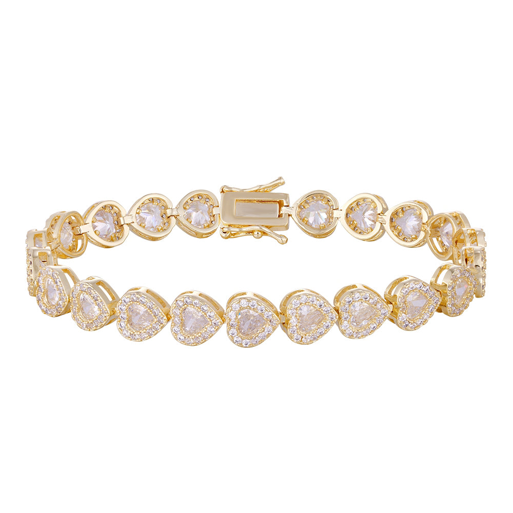 The bracelet is made of three layers of copper plated with gold and a heart-shaped zircon splicing design. It is purchased in wholesale and is not prone to allergies. - Lyra