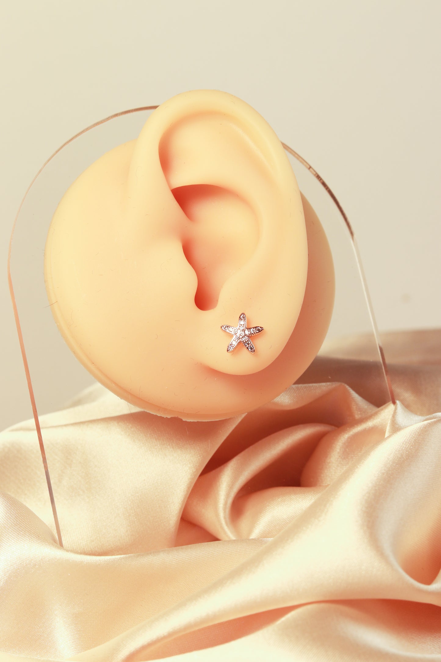 Starfish, five-pointed star style earrings, exquisite niche style - Lyra