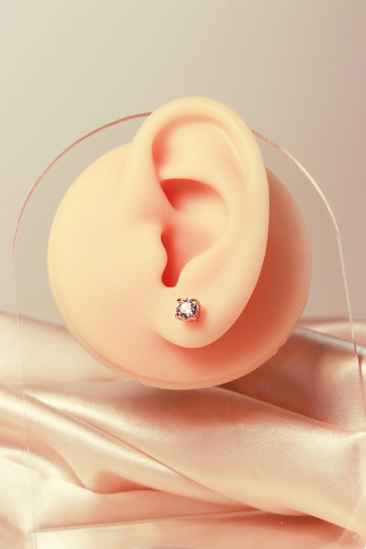 Wholesale Single zircon 14k gold earrings, simple style suitable for long-term wear - Lyra