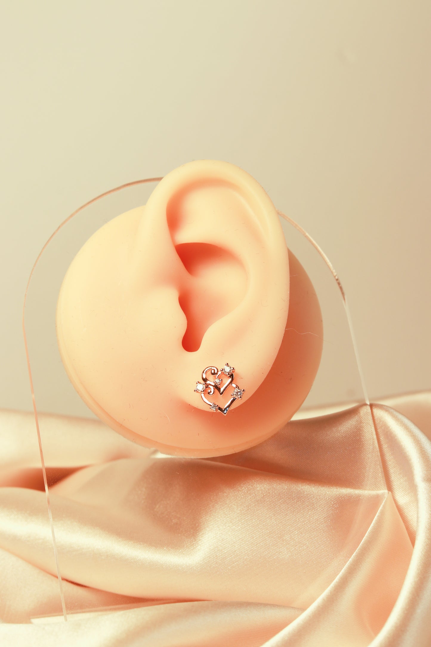 Heart design earrings, heart with three different zircons, simple and versatile, unique style set 10 - Lyra