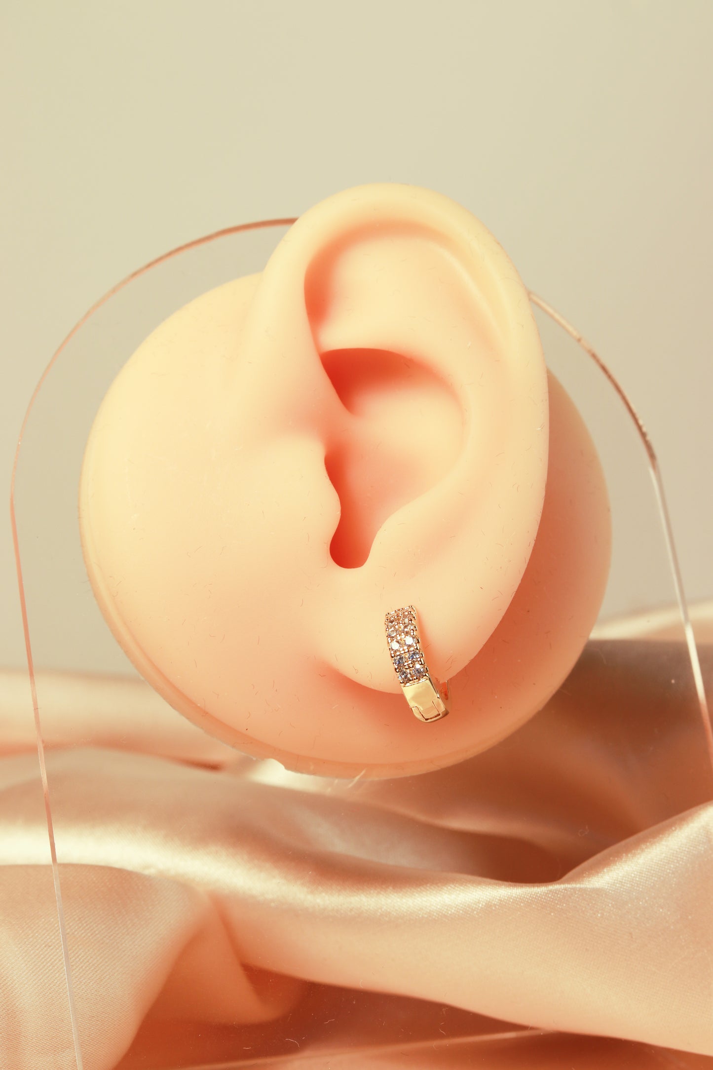 Double row of earrings with zircon hollow pattern, set 14 - Lyra
