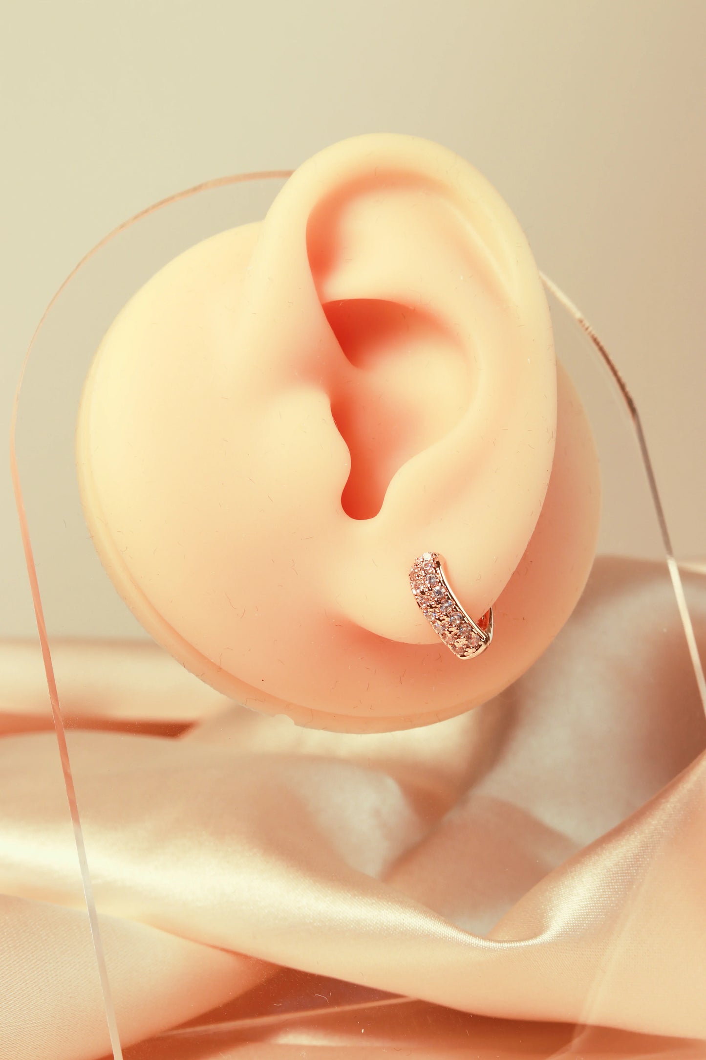 Earring jewelry zircon inlaid ring, fashionable and versatile, shining light set 9 - Lyra