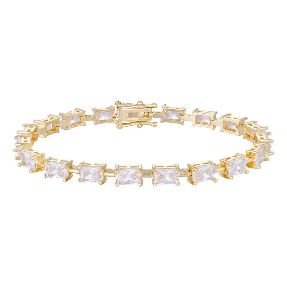 Wholesale 18K gold zircon bracelet, four-leaf clover style, buckle design unique all-match style, women's gift - Lyra