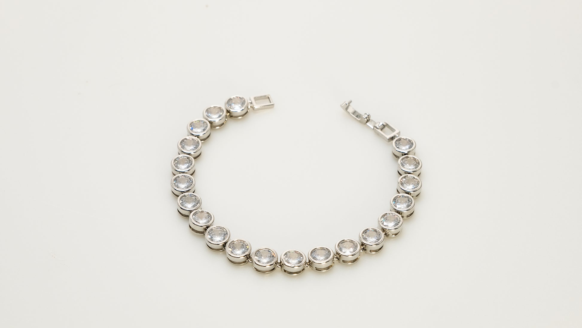 Copper plated 14k gold bracelet wholesale, platinum silver, inlaid with white zircon, clasp unique design - Lyra