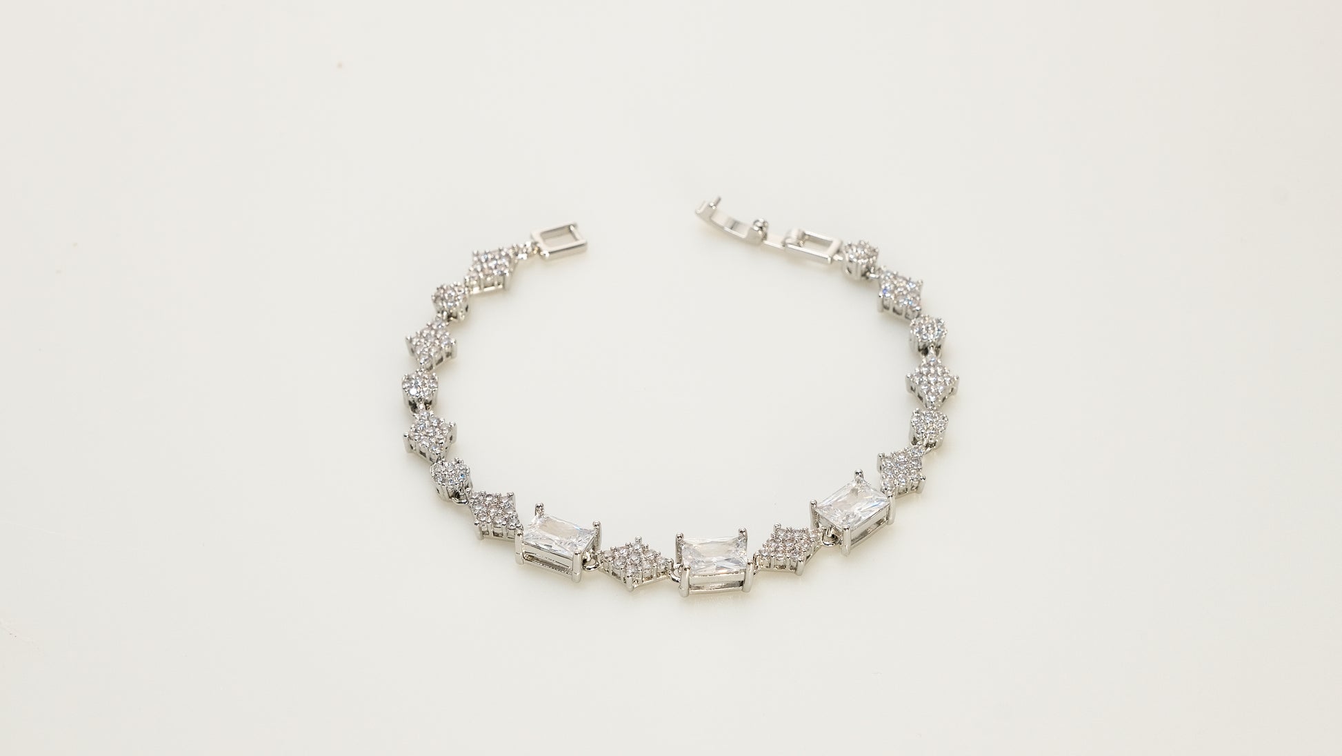 Copper plated 14k gold bracelet, unique design inlaid with zircon, a must-have for gifts and festivals - Lyra