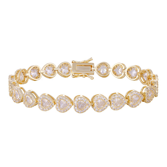 The bracelet is made of three layers of copper plated with gold and a heart-shaped zircon splicing design. It is purchased in wholesale and is not prone to allergies. - Lyra