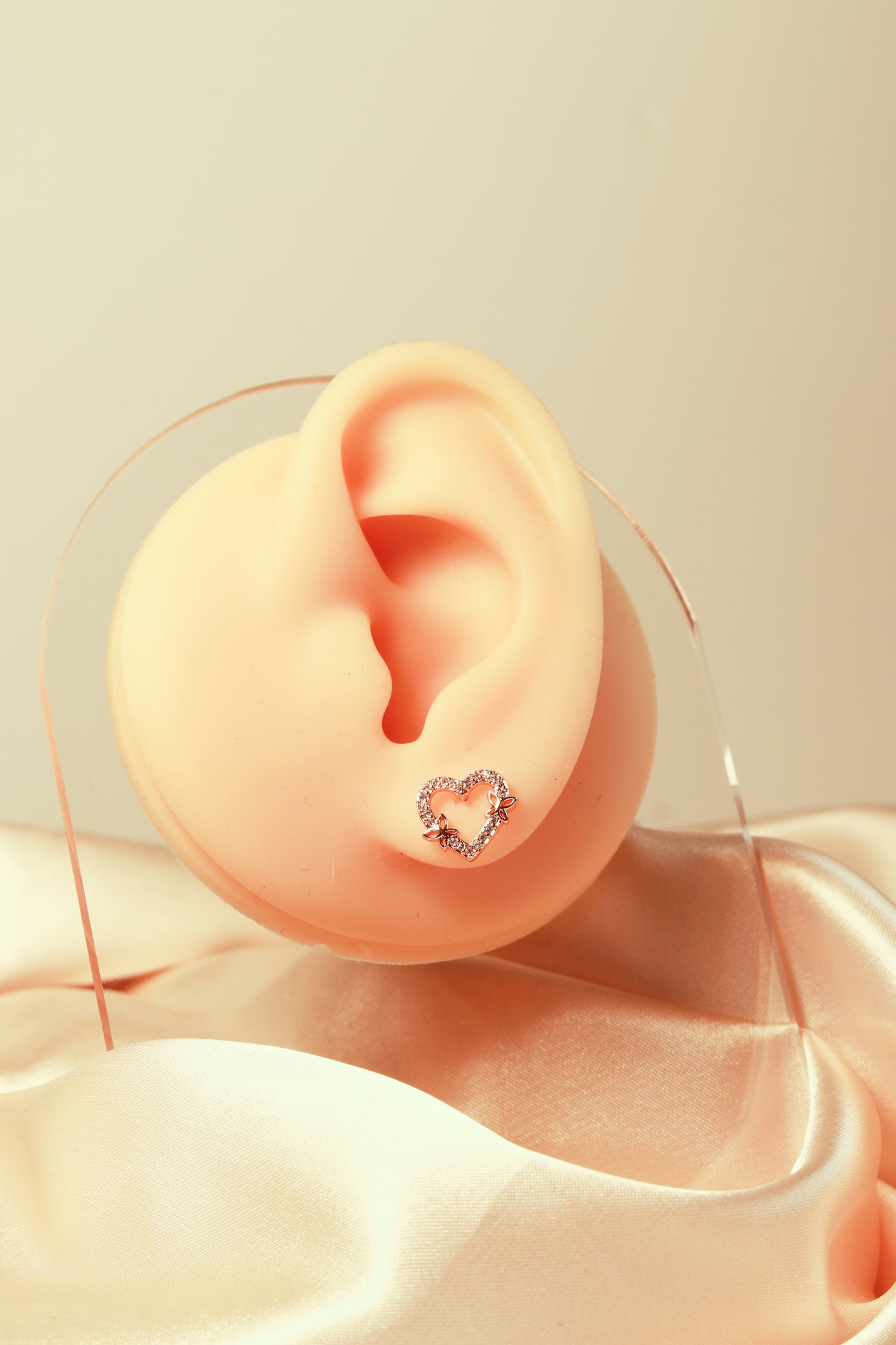 Love infinity symbol earrings, three different zircons, simple and versatile - Lyra